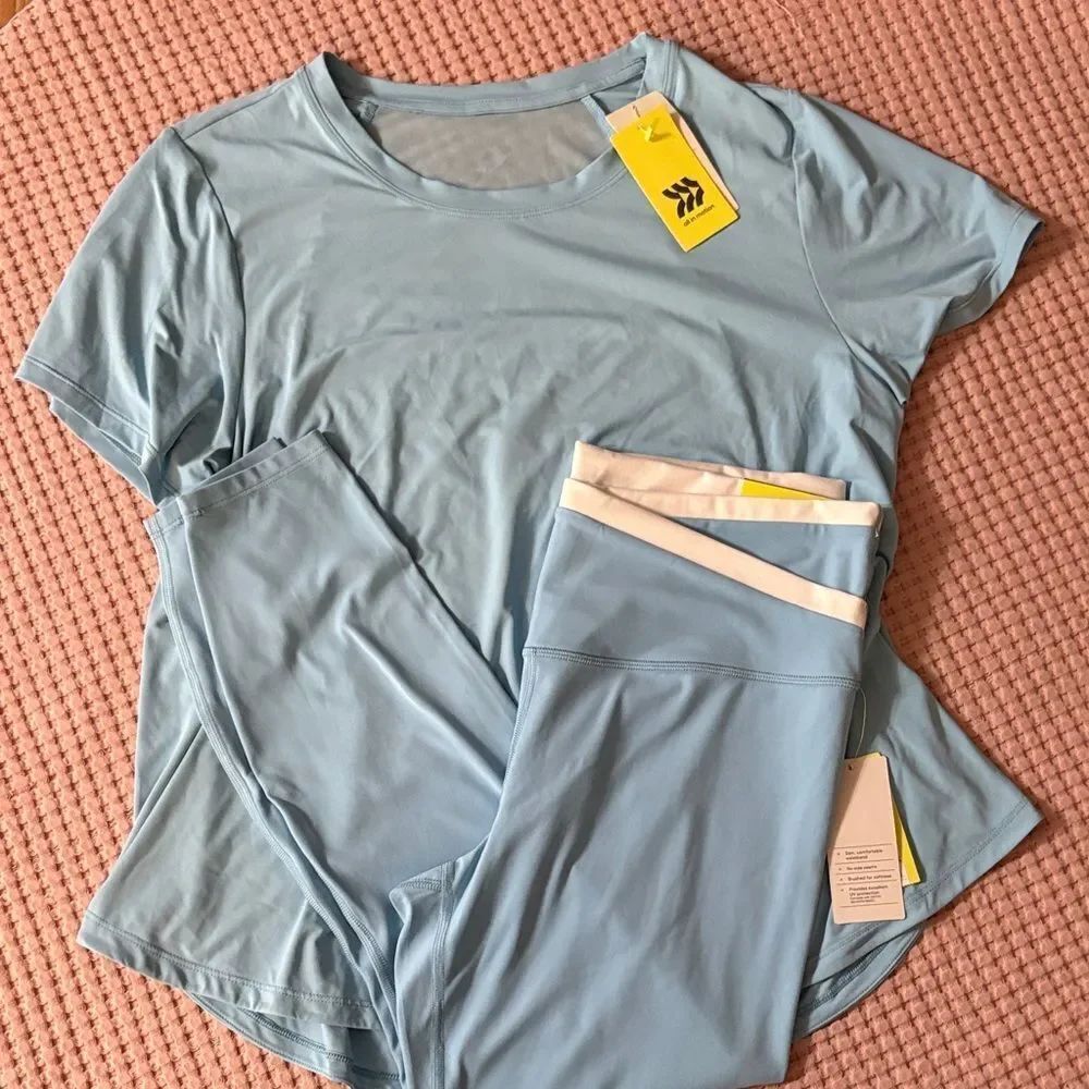 NWT All in Morion 2 piece Light Blue Activewear Set Size XL